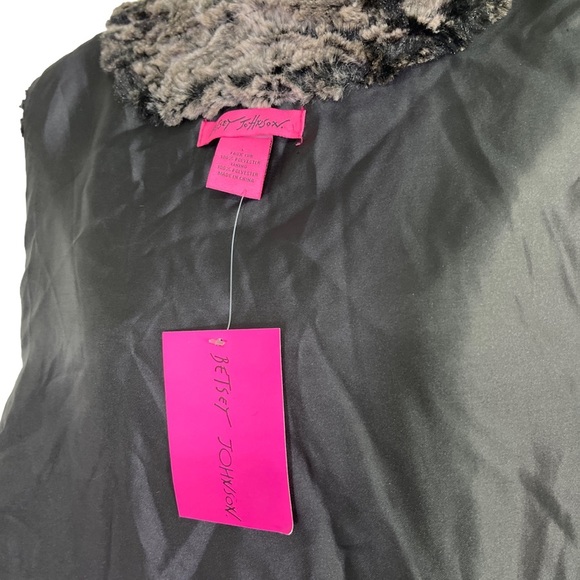 Betsey Johnson fur vest gray large - Picture 3 of 4